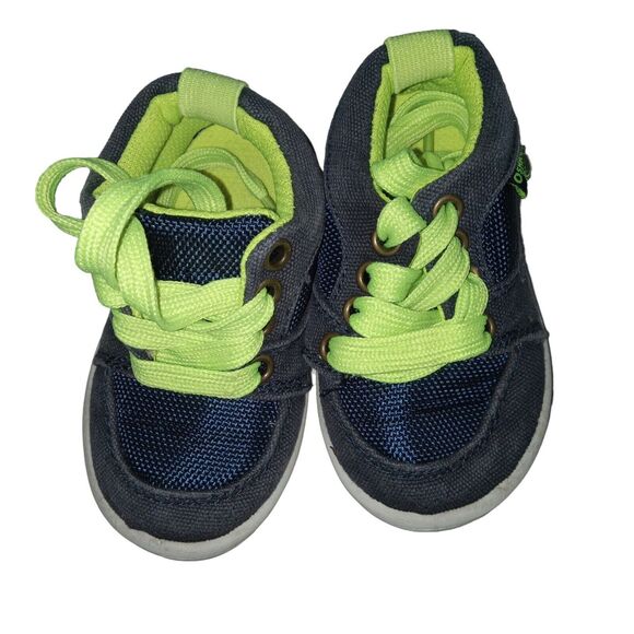 OshKosh B’gosh Thomas 2 And Washable Sneakers Size Toddler 5 - Picture 1 of 4